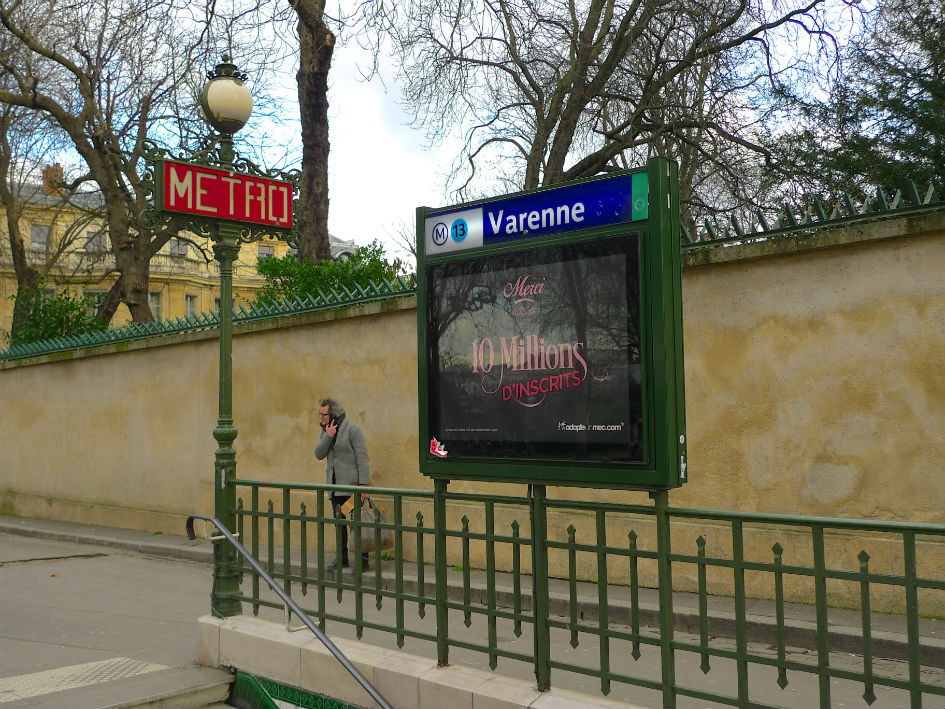 Design Icon: Paris Metro Station Entrances | Paris Design Agenda
